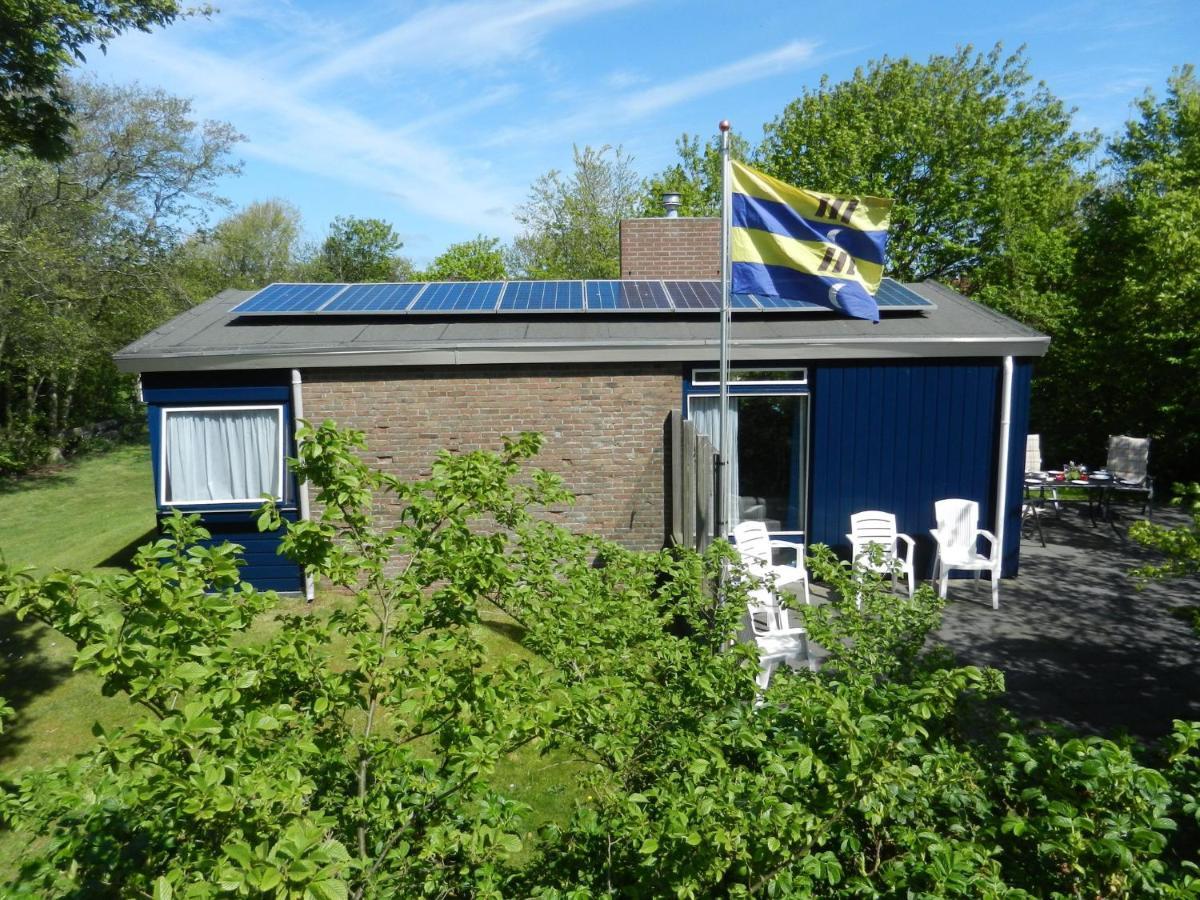 Bungalow In Nes On Ameland With Spacious Terrace Zewnętrze zdjęcie