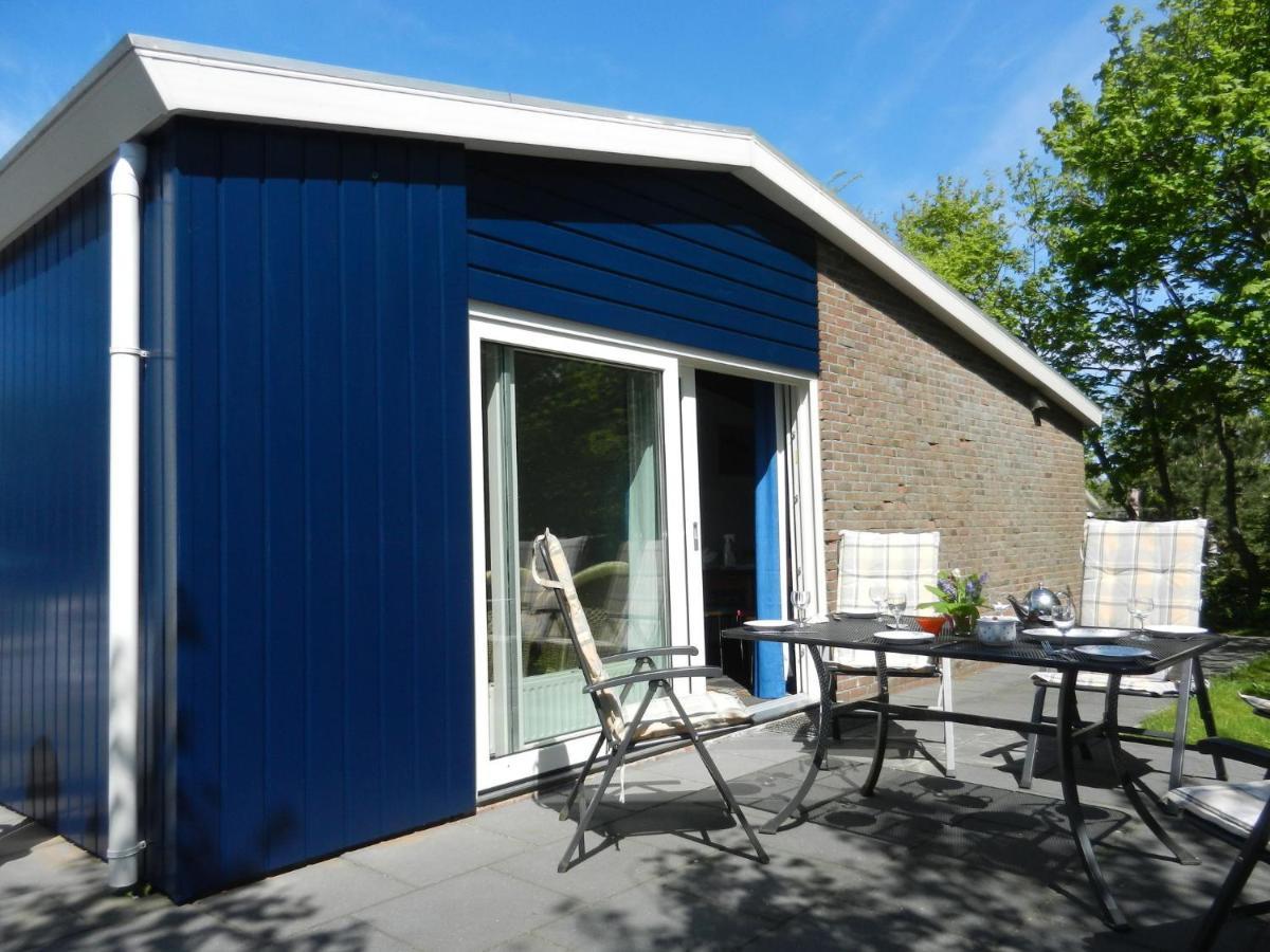 Bungalow In Nes On Ameland With Spacious Terrace Zewnętrze zdjęcie